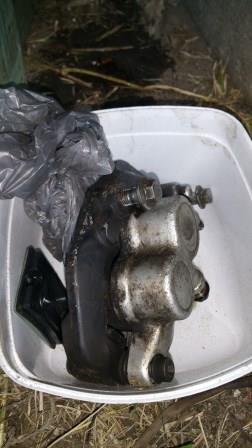 Front_brake_calipers.thumb.jpg.d32a188c7