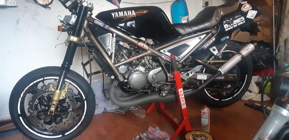 Wheels and stripes.jpg